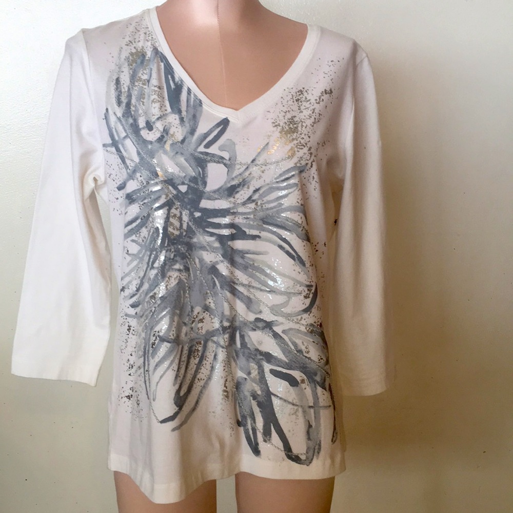 Zenergy (Chico’s) Women’s Top Like NEW Size 1 Silver Stitch  Gold splash design